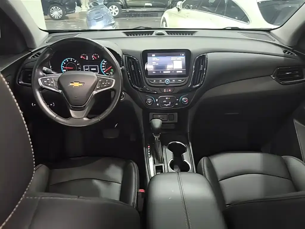 Chevrolet Equinox 2022 из CN, фото 3