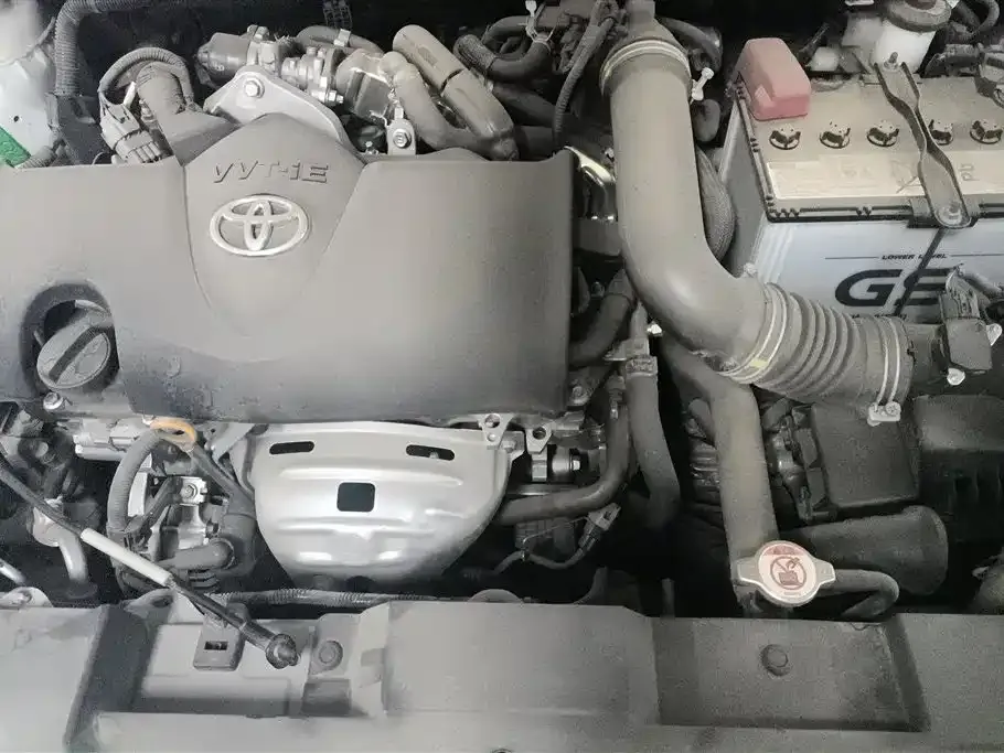 Toyota Yaris L — фото 7