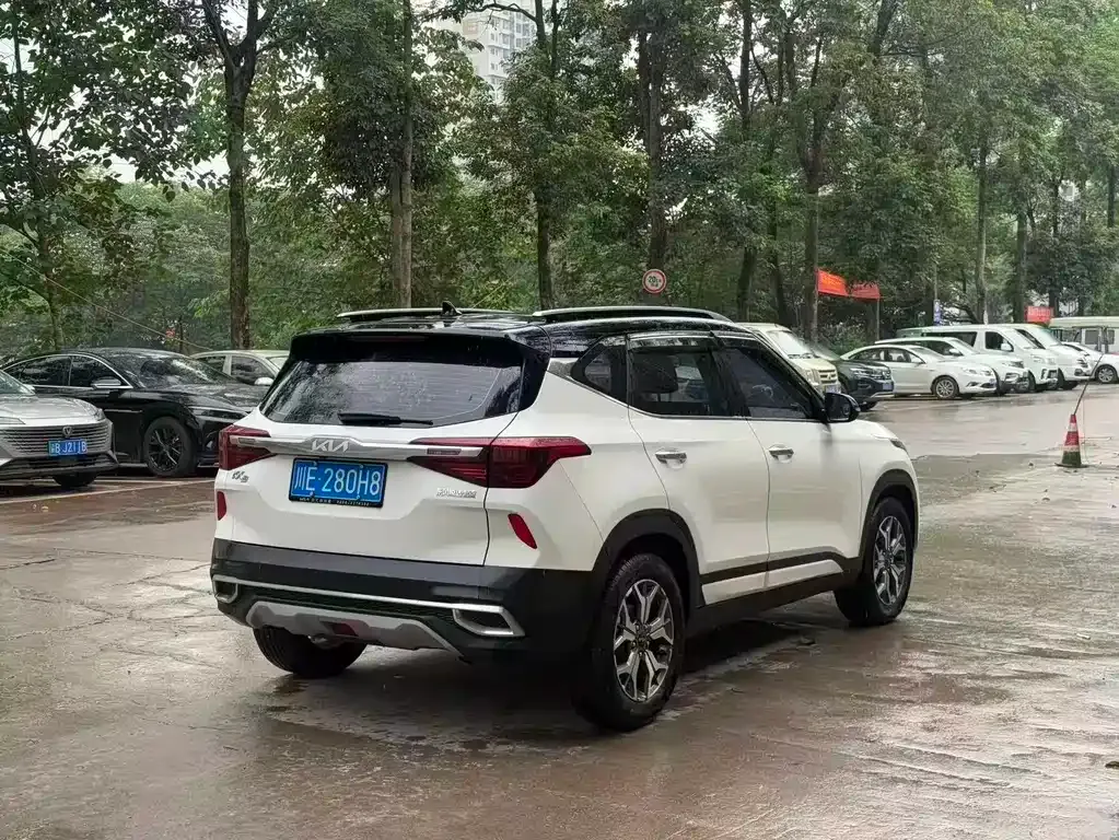Kia KX3 2022 из CN, фото 8