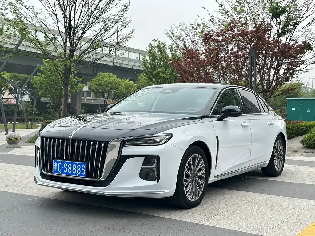 Hongqi H5 — фото 1