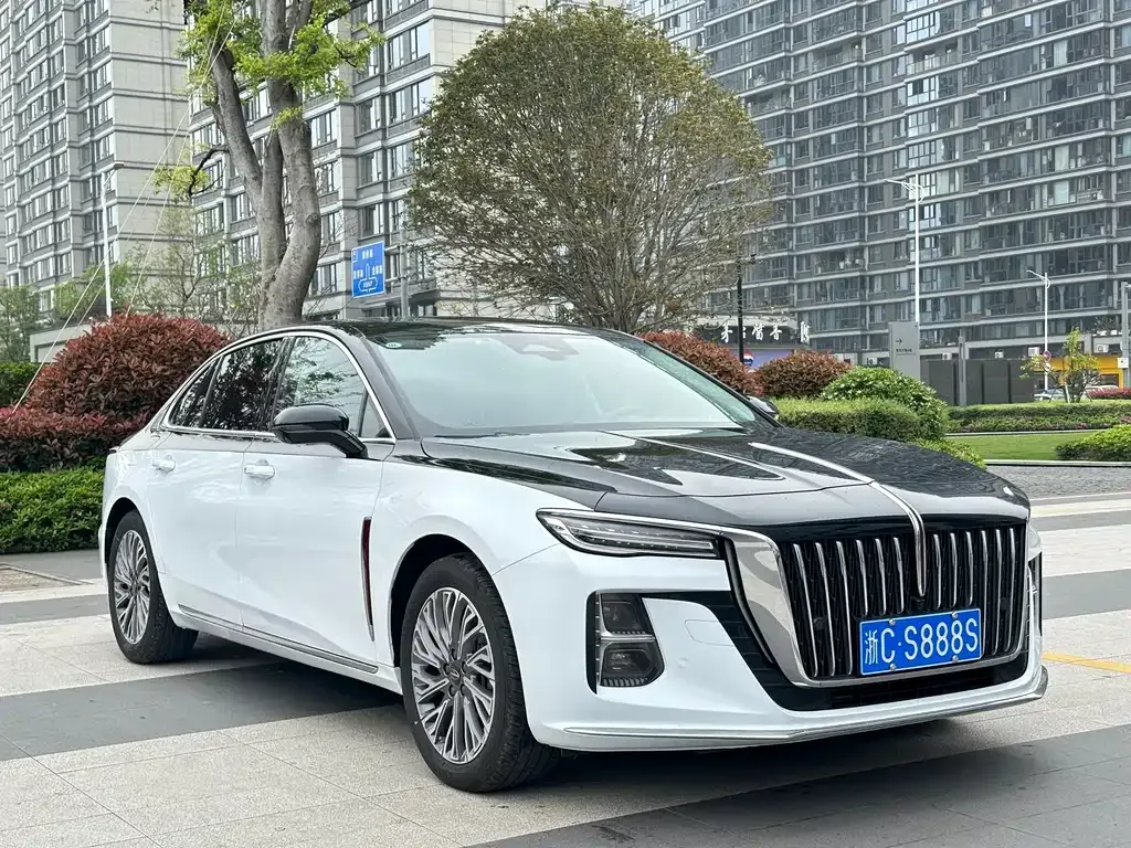 Hongqi H5 — фото 8