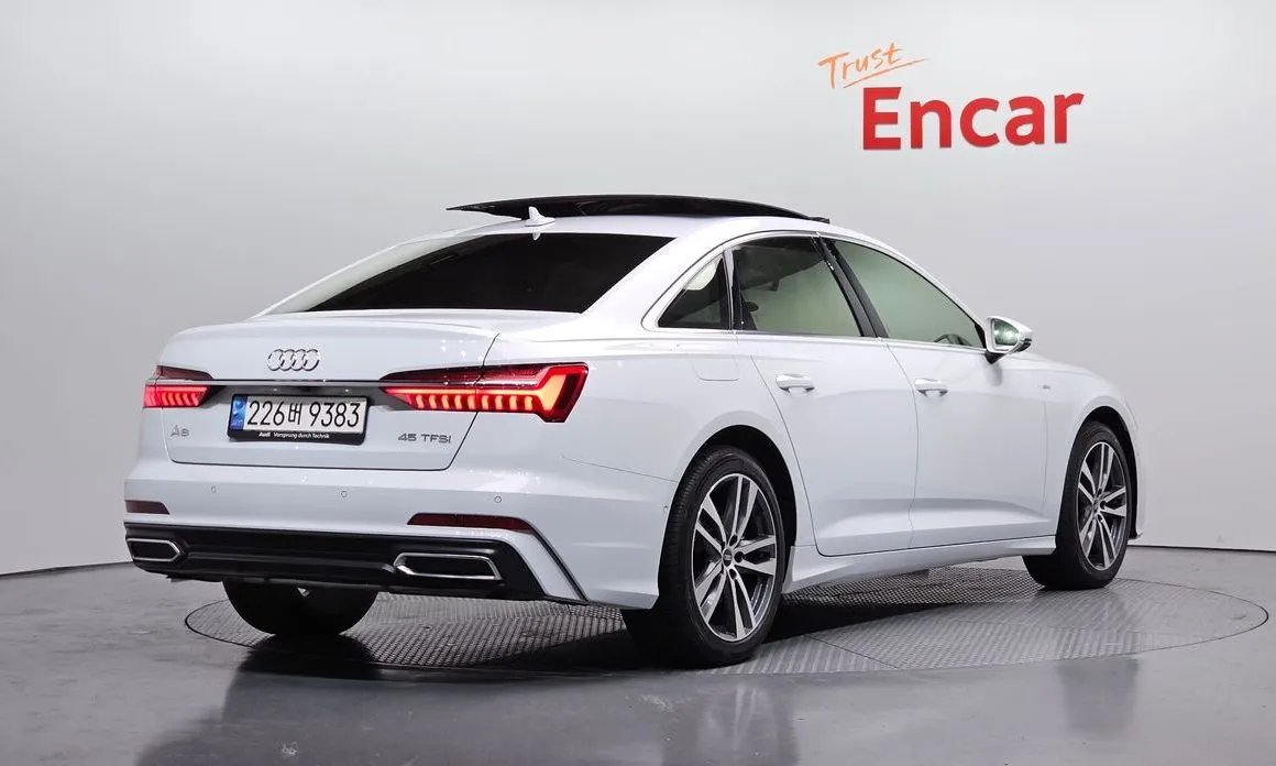 Audi A6 — фото 2