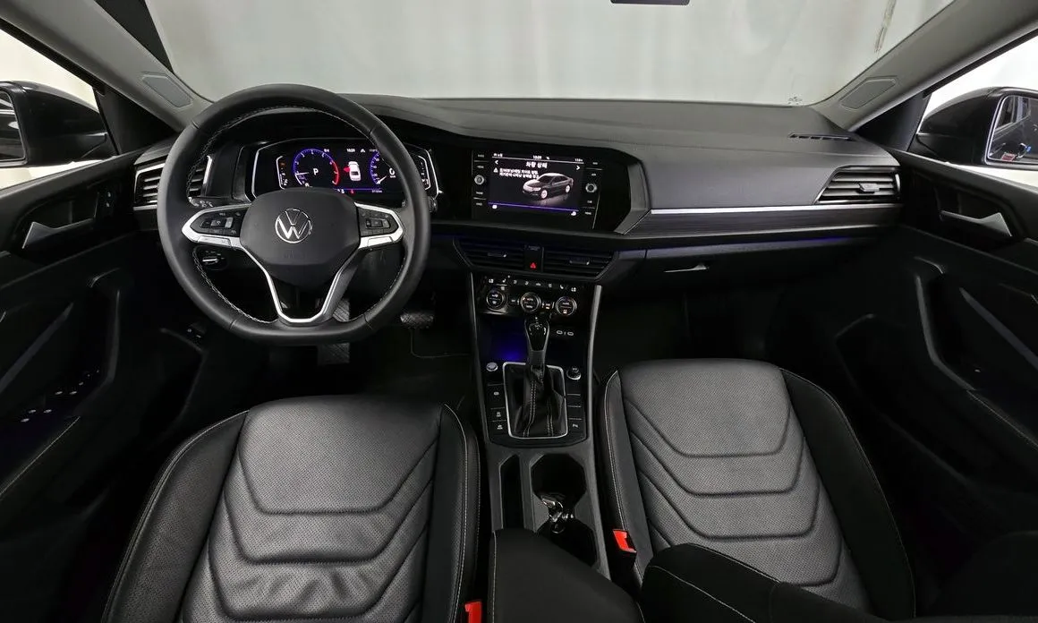 Volkswagen Jetta — фото 7
