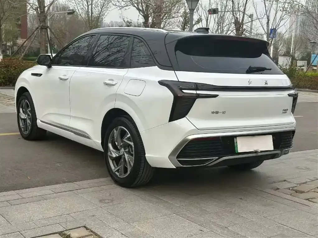 Hongqi HS3 PHEV 2024 из CN, фото 3