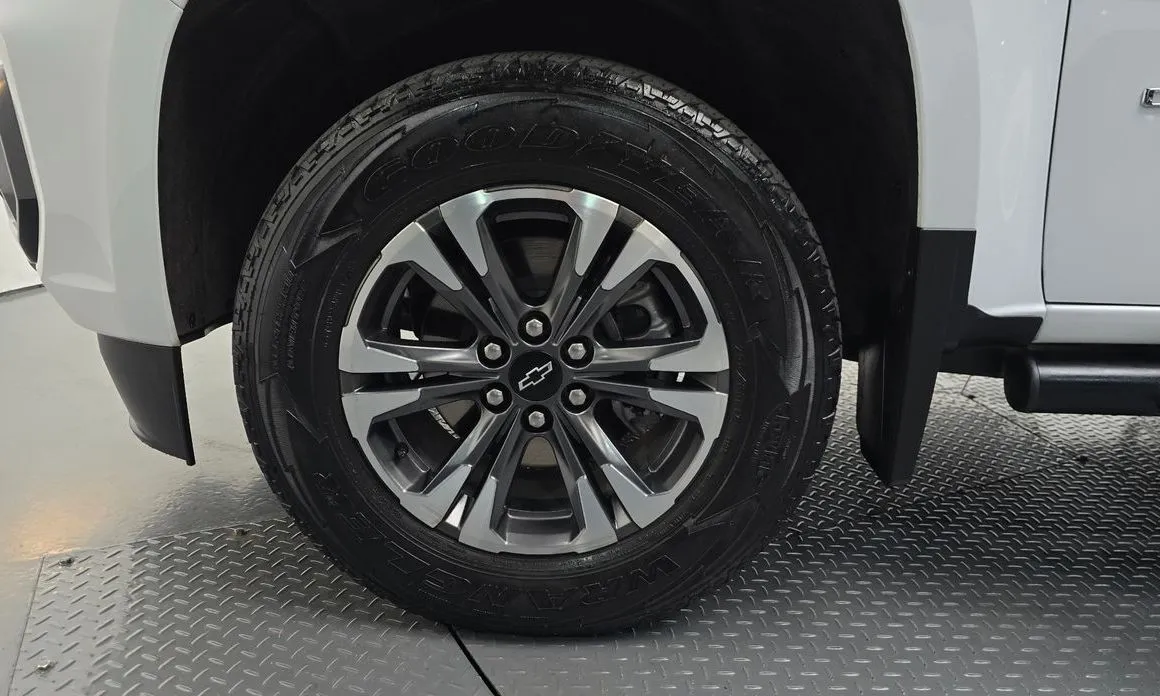 Chevrolet (GM Daewoo) Colorado 2022 из KR, фото 10
