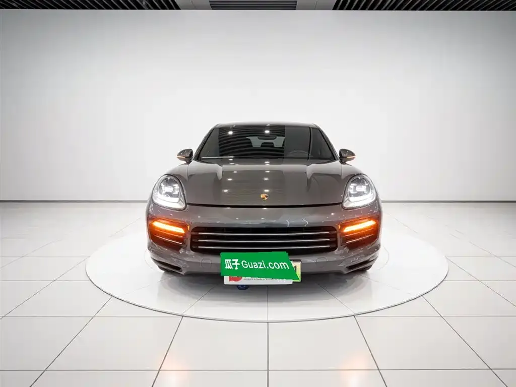 Porsche Cayenne Hybrid — фото 4