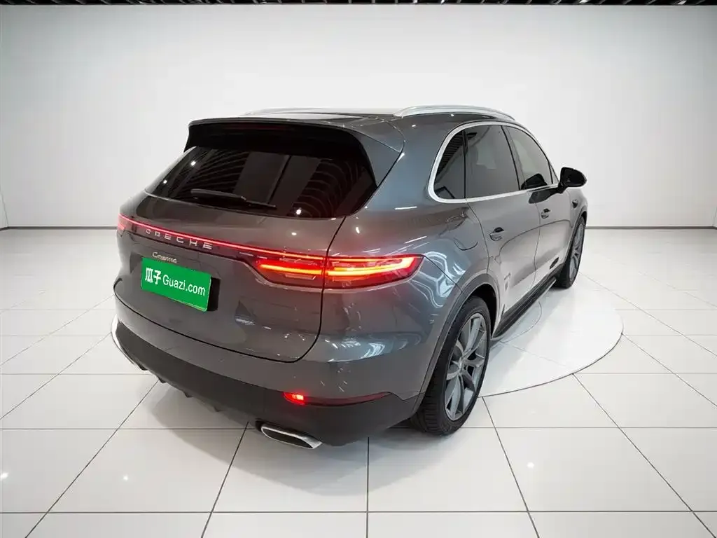 Porsche Cayenne Hybrid — фото 8
