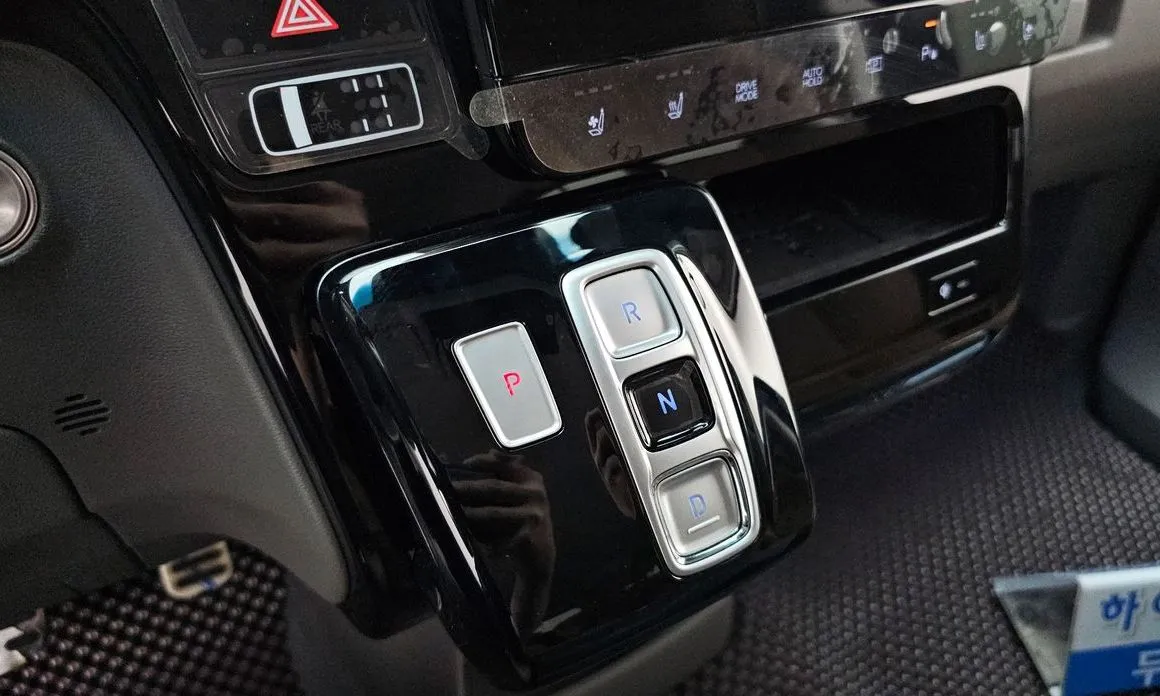 Hyundai Staria 2025 из KR, фото 7