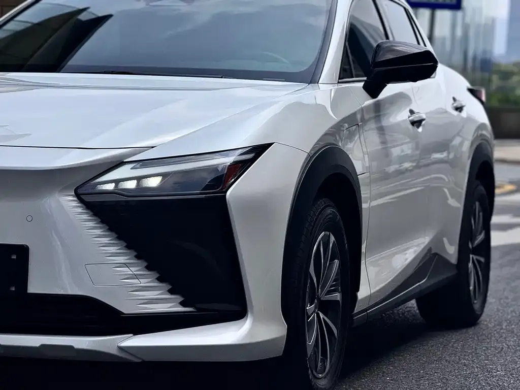 Lexus RZ 2024 из CN, фото 4