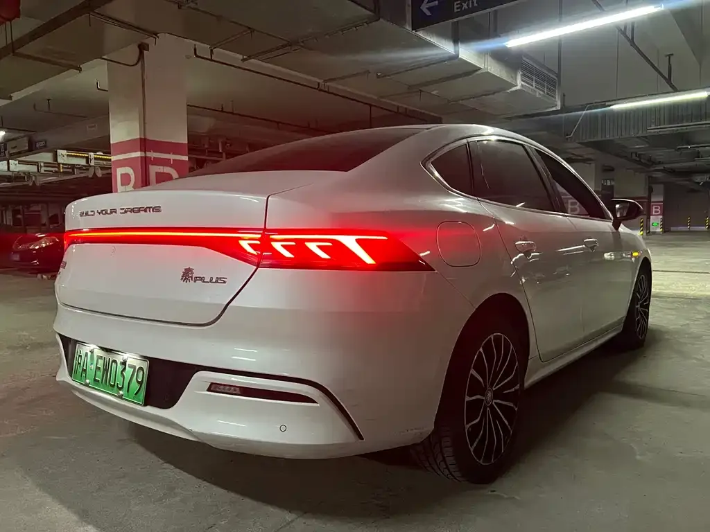BYD Qin PLUS — фото 9