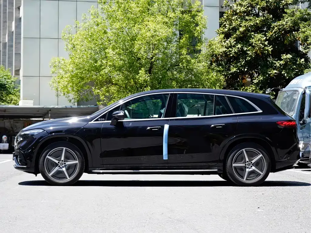 Mercedes-Benz EQS SUV 2026 из CN, фото 9