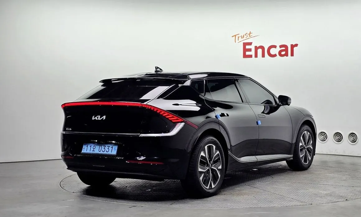 Kia EV6 — фото 9