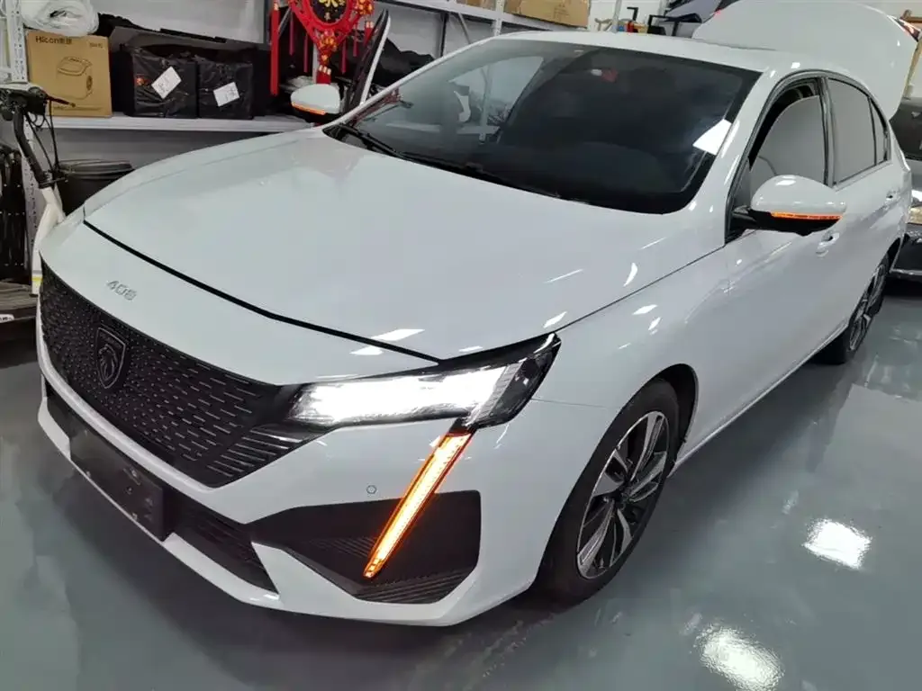 Peugeot 408 2025 из CN, фото 4
