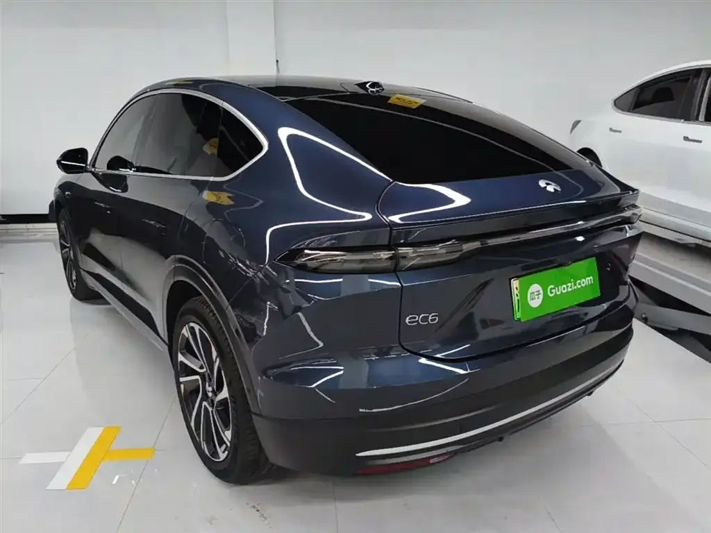 NIO EC6 — фото 10