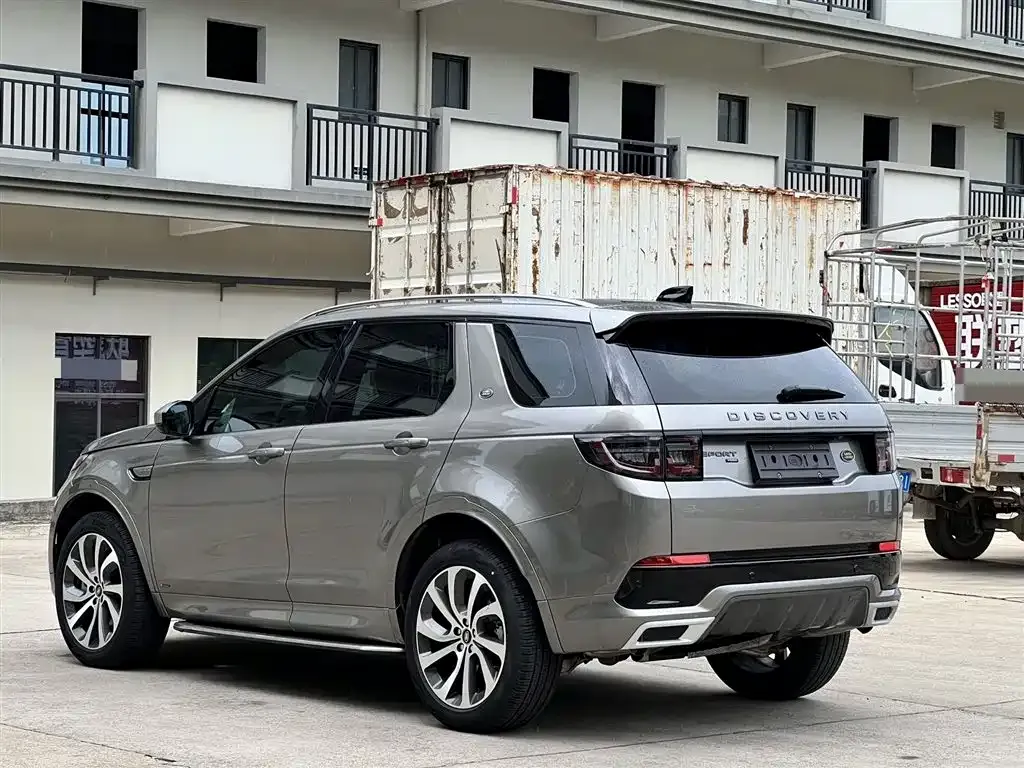 Land Rover Discovery Sport — фото 9