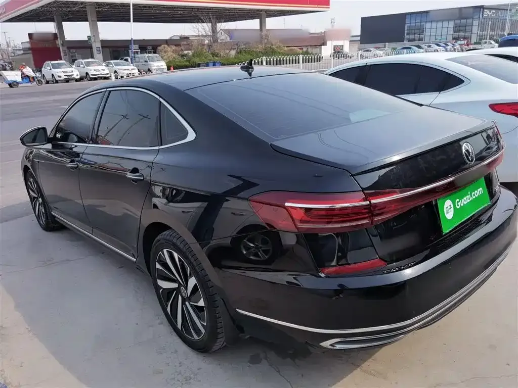 Volkswagen Passat — фото 4