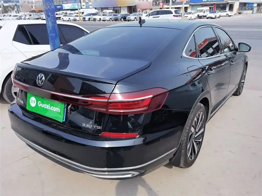 Volkswagen Passat — фото 7