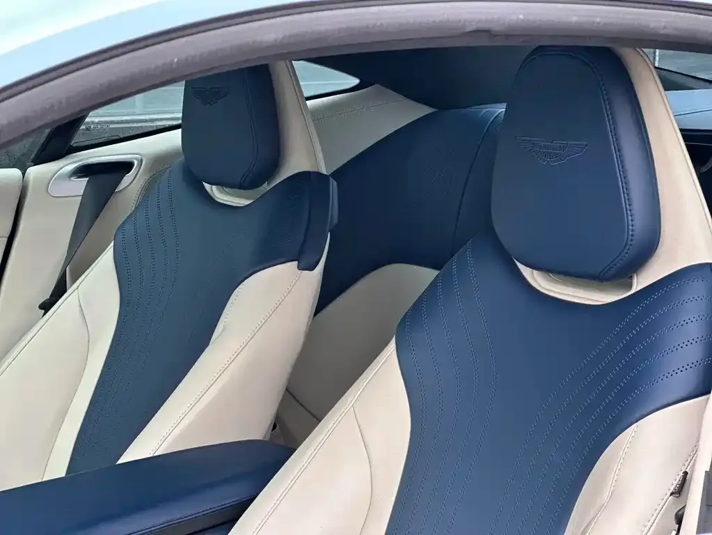 Aston Martin DB11 2021 из CN, фото 6