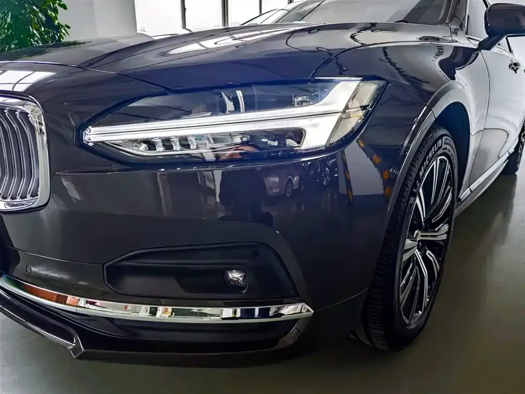 Volvo S90 — фото 2
