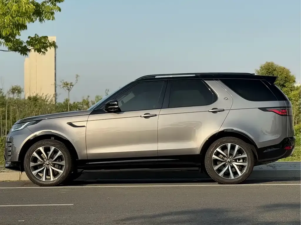 Land Rover Discovery — фото 8