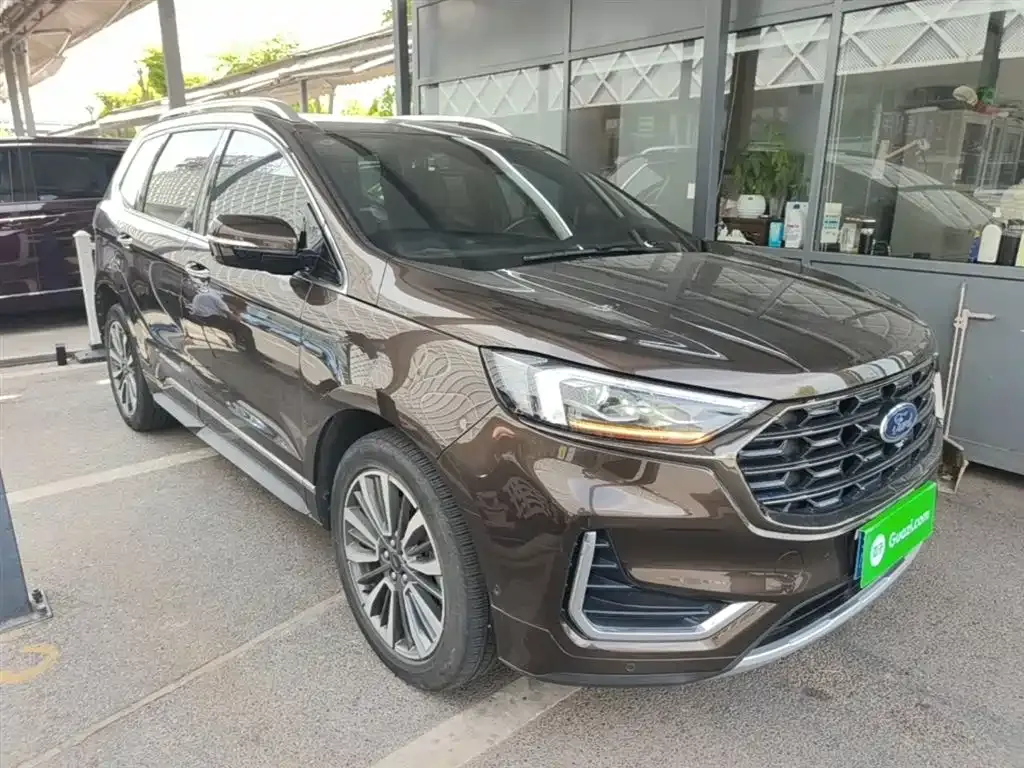 Ford Edge — фото 4