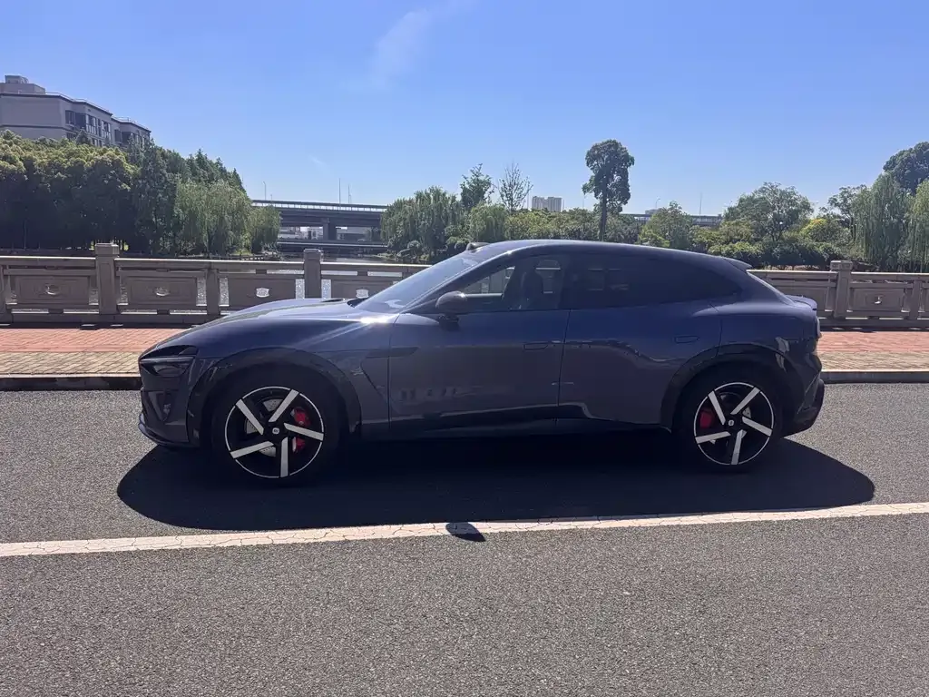 Xiaomi YU7 — фото 7