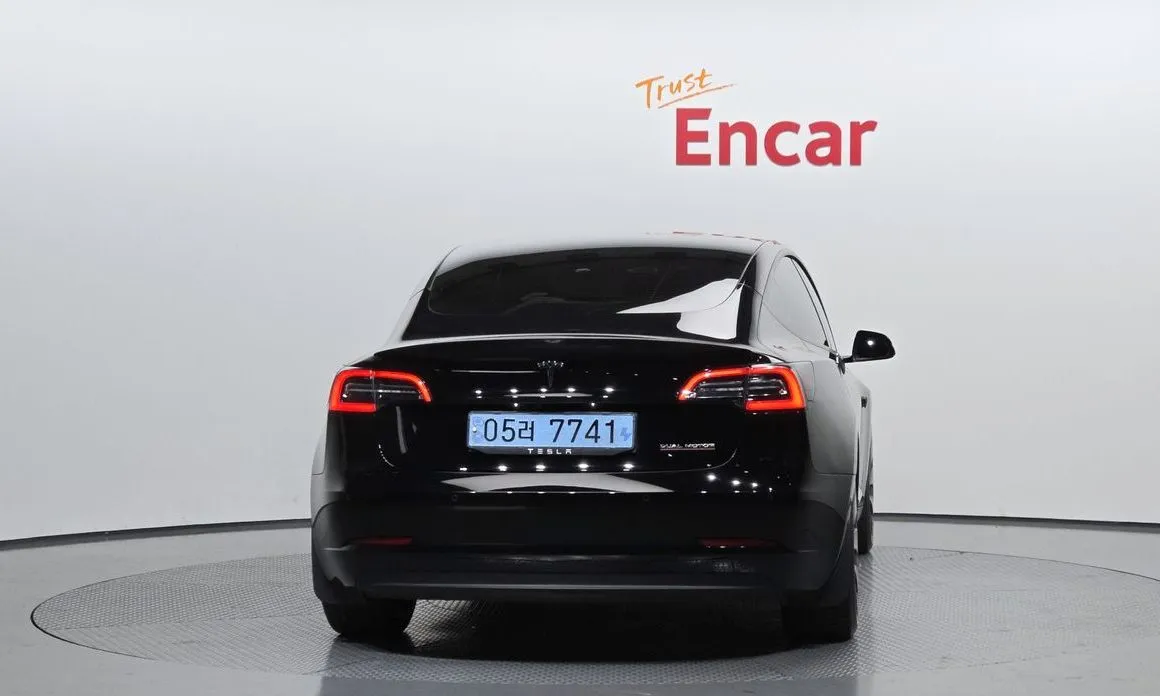 Tesla Model 3 2021 из KR, фото 7
