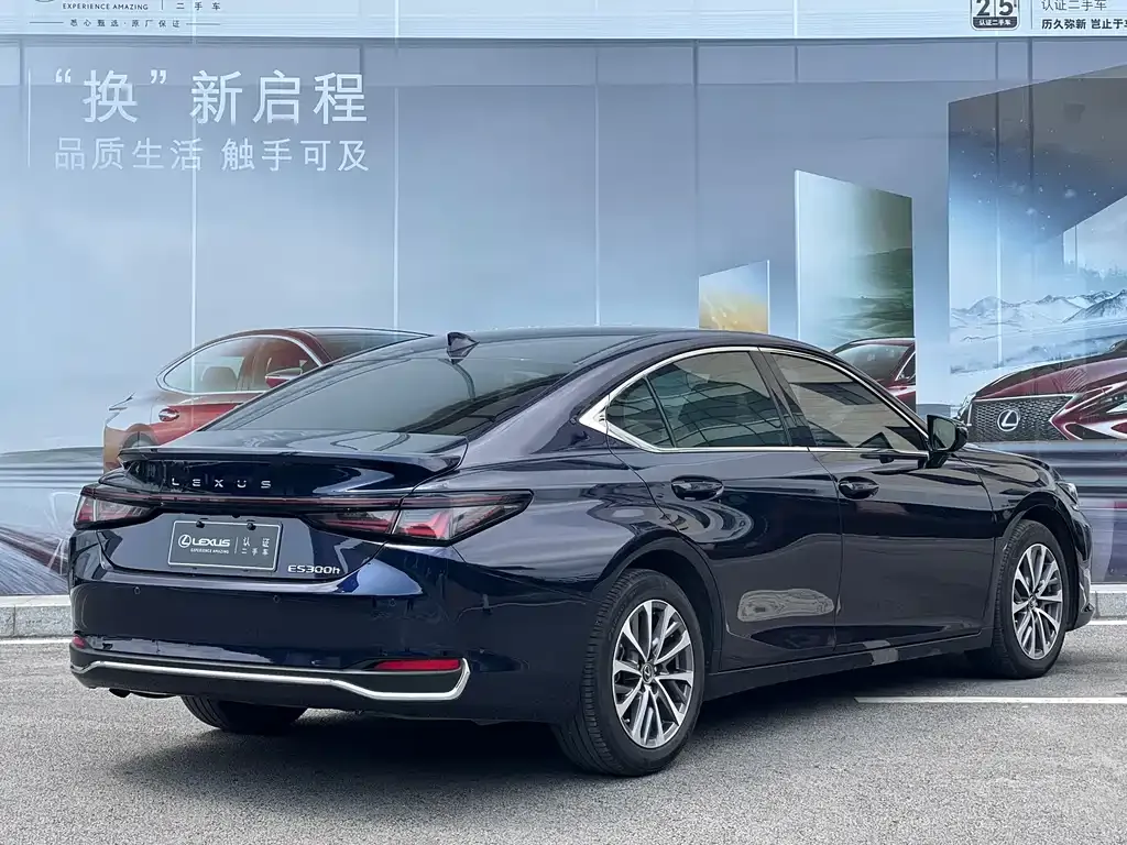 Lexus ES — фото 6