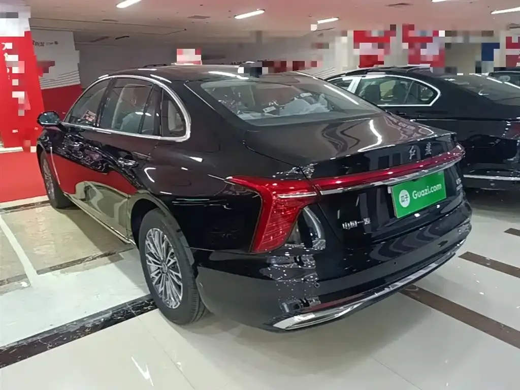 Hongqi H5 — фото 5