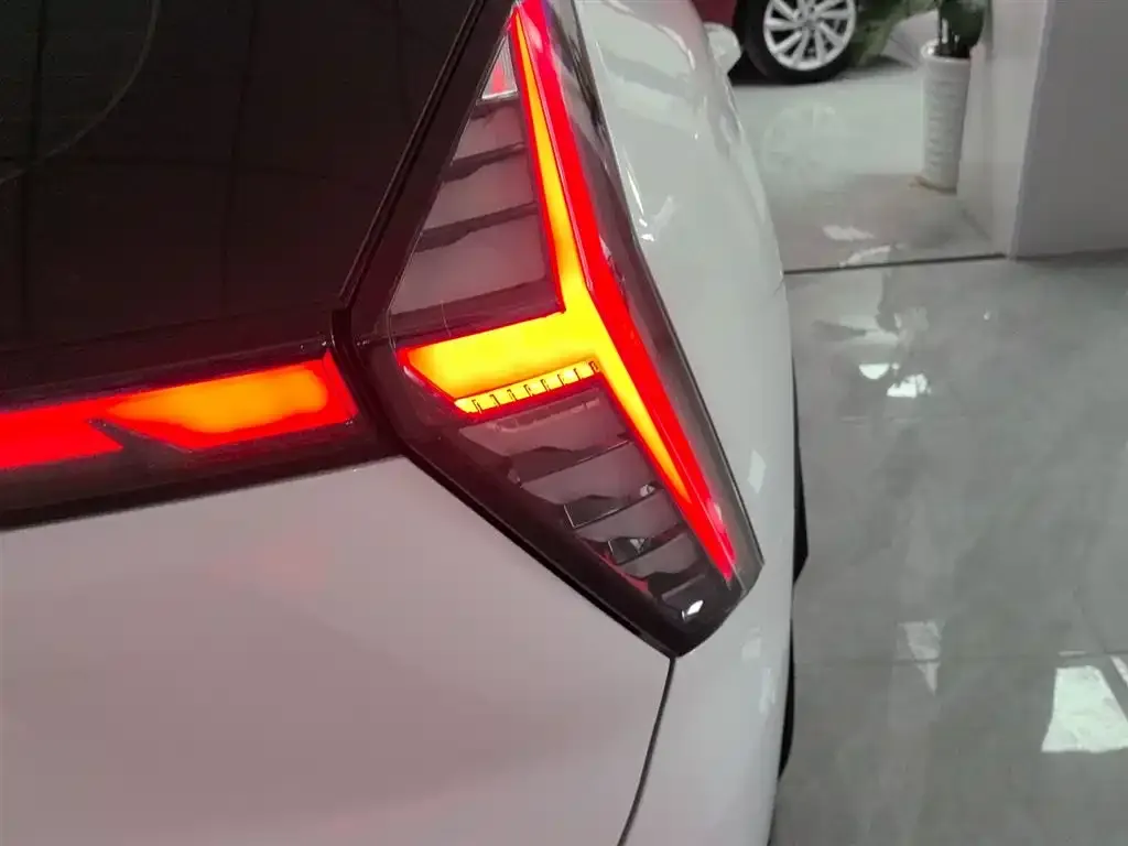 Geely Boyue L 2024 из CN, фото 9