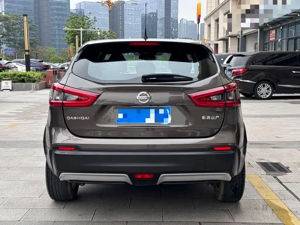 Nissan Qashqai — фото 3