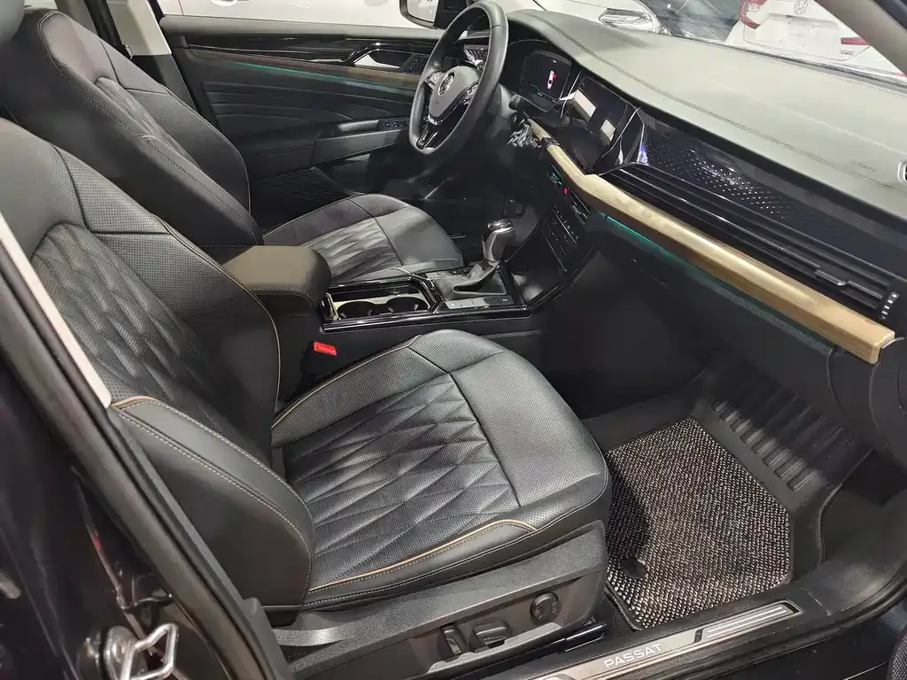 Volkswagen Passat — фото 9