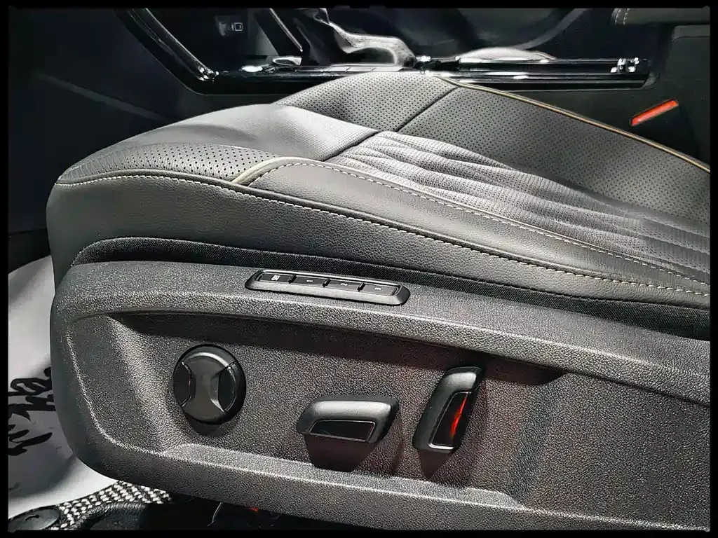 Volkswagen Passat — фото 10