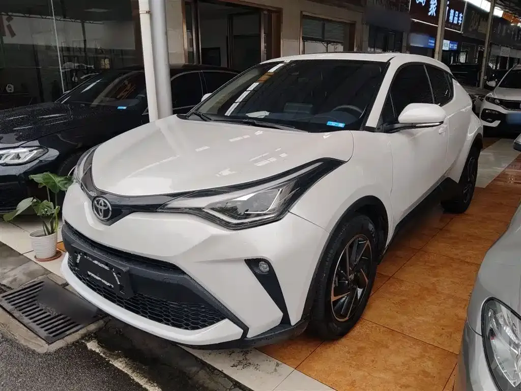 Toyota C-HR — фото 5
