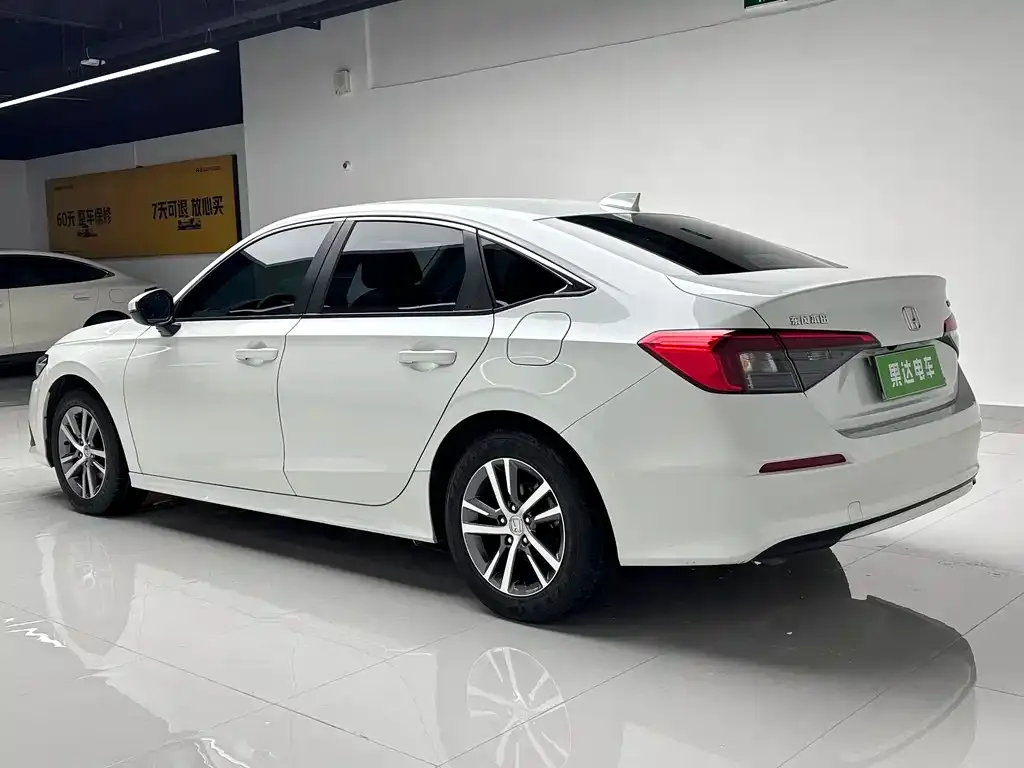 Honda Civic — фото 6