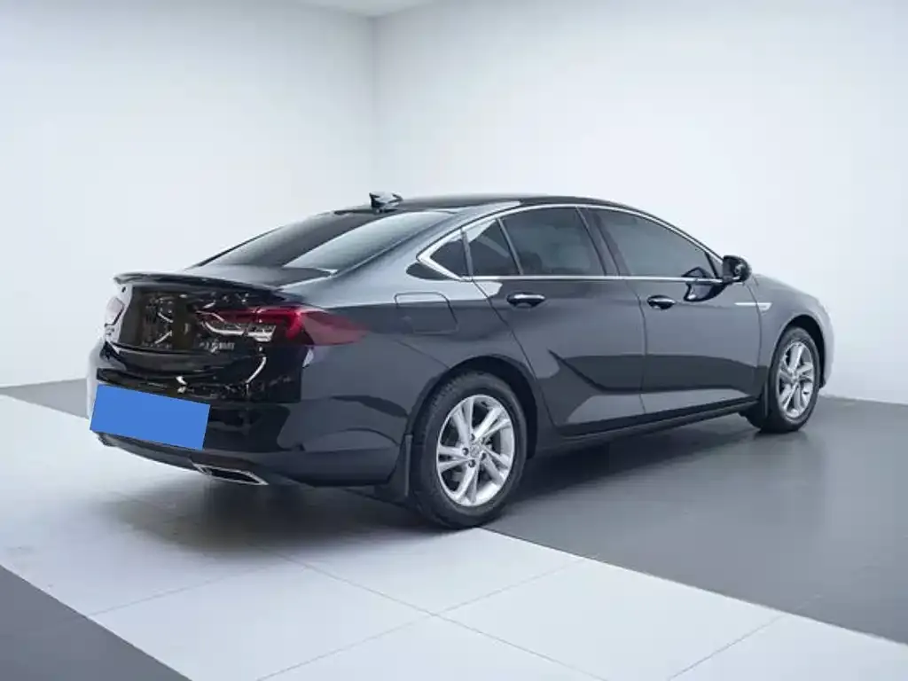 Buick Regal — фото 5