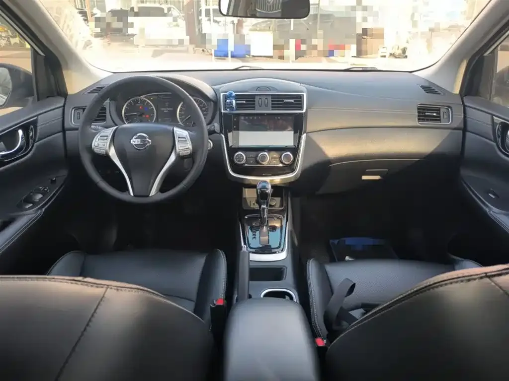 Nissan Tiida 2024 из CN, фото 9