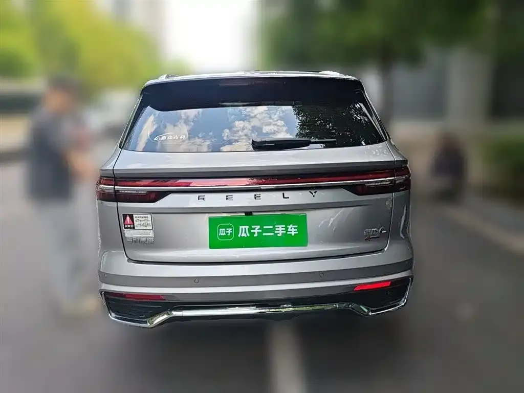 Geely Xingyue L — фото 10