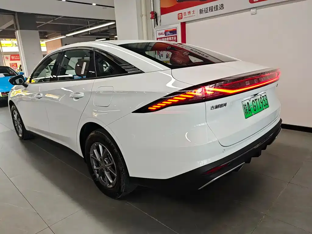 Geely Galaxy L6 2025 из CN, фото 9