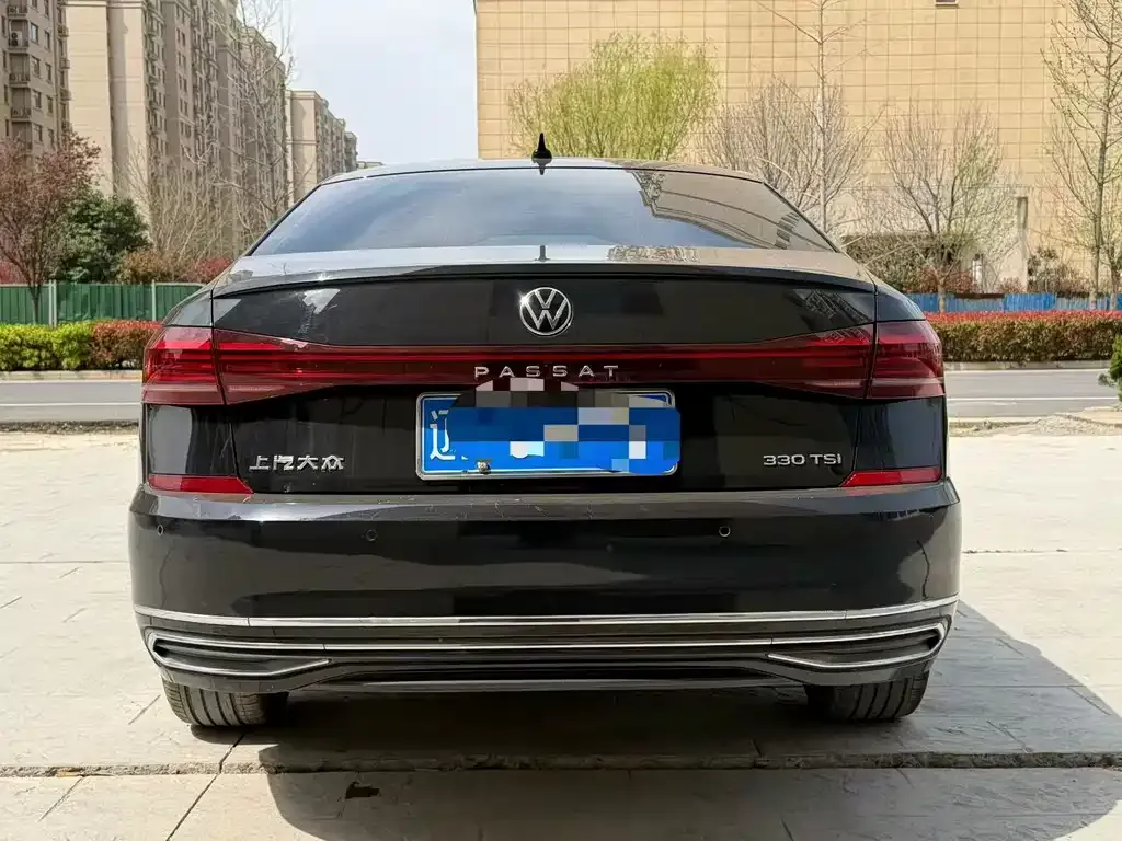 Volkswagen Passat — фото 9