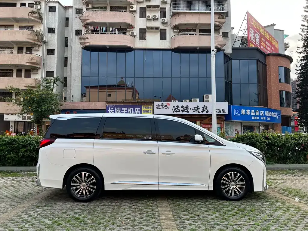 GAC Motor Trumpchi M8 — фото 7