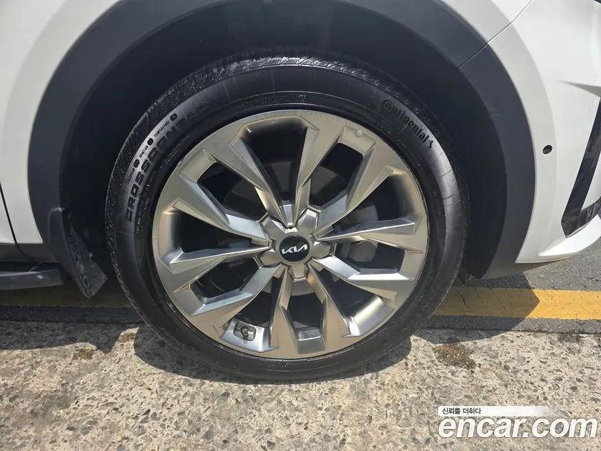 Kia Sorento — фото 10