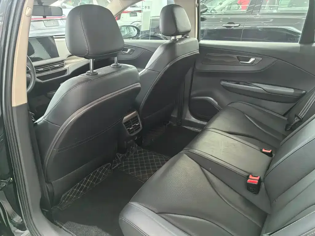 Hongqi E-QM5 2023 из CN, фото 4