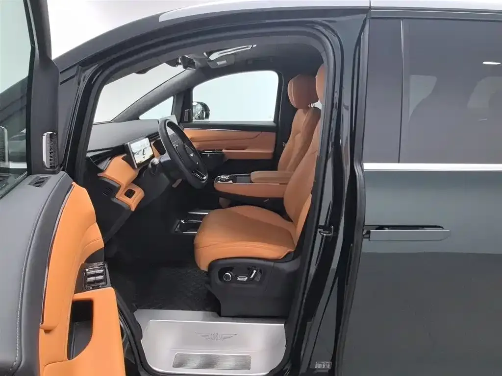 Geely Yizhen L380 2025 из CN, фото 9