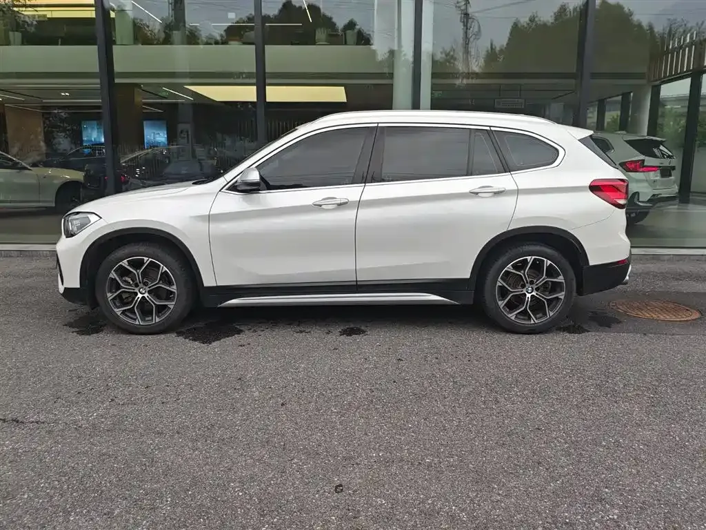 BMW X1 2022 из CN, фото 10