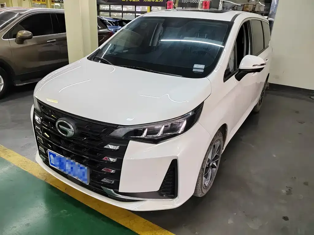 GAC Motor Trumpchi M6 — фото 1
