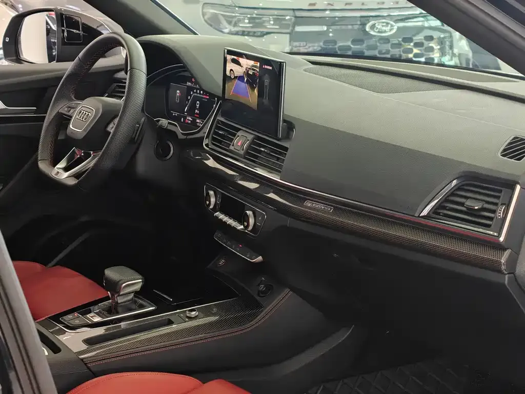 Audi SQ5 2023 из CN, фото 8