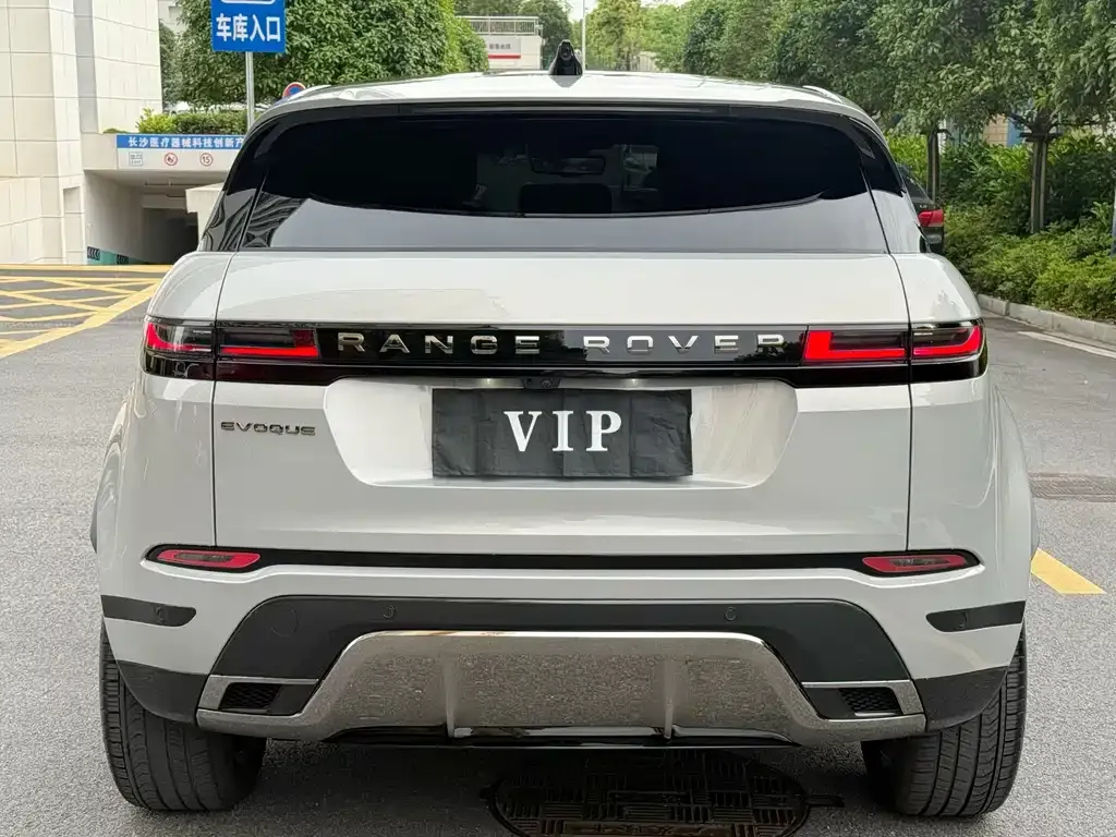 Land Rover Evoque 2025 из CN, фото 2