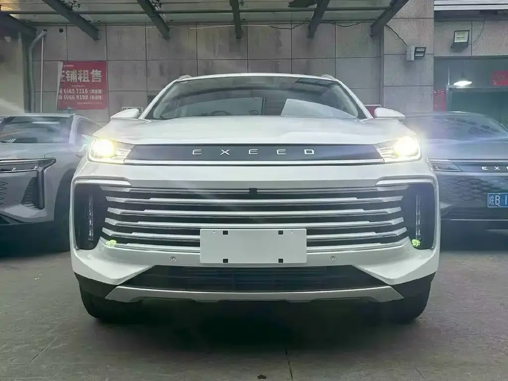 Exeed Lingyun 2024 из CN, фото 2