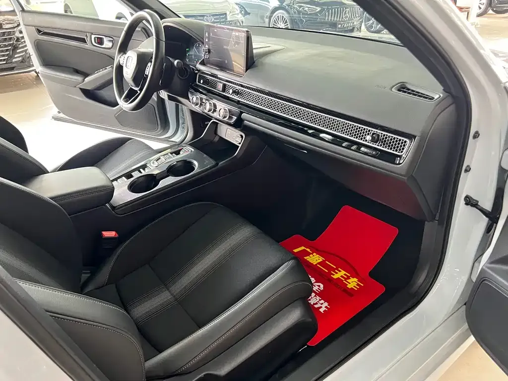 Honda Civic — фото 5